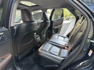 <span class=keywords><strong>Lexus</strong></span> <span class=keywords><strong>RX300</strong></span> 2.0T FWD d'occasion 2018, transmission automatique, sièges en cuir, caméra de recul, DRCC, feux LED, SUV de luxe de taille moyenne fiable - Product Image 5