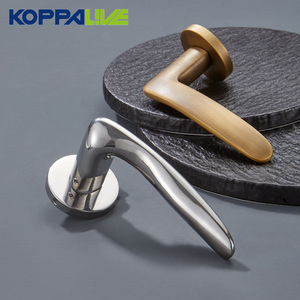 Koppalive Francês Solid Brass Door Handle Gun Metal Interior Privacidade Alavanca Maçaneta e Bloqueio para Banheiro & Quarto - Product Image 2