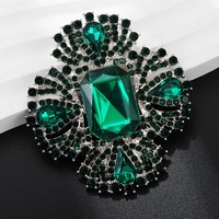 Broche de mode de luxe, bleu roi, en cristal taille émeraude, motif croix géométrique, grande épingle de déclaration pour robe de soirée, fourrure, mariage, fête