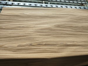 <span class=keywords><strong>Placage</strong></span> de bois reconstitué léger, facile à <span class=keywords><strong>coller</strong></span> pour la rénovation de meubles haut de gamme, toutes les spécifications - Product Image 3