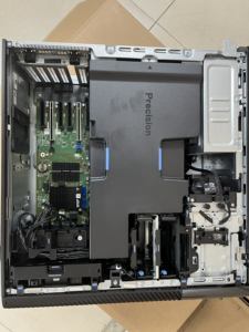 Precision 7875 Tower Workstation Threadripper Pro 7995WX 128 GB RAM <span class=keywords><strong>M</strong></span>.2 4 TB SSD 1 TB 7.2k T7875 RAM <span class=keywords><strong>M</strong></span>.2 4 TB SSD+1 Lagerbestand T7875 - Product Image 2