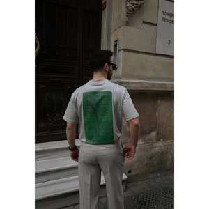 Camiseta 100% Algodón con Estampado Stone-Back, Transpirable y Anti-Pilling, Estampado Serigrafiado, Diseño Sólido, Estilo Ajustado - Product Image 3