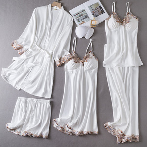 Ensemble Pyjama Femme de Haute Qualité Respirant en Dentelle, Matière Satin Ample Confortable pour la Maison pour l'Été, Vente en Gros - Product Image 4