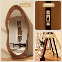 Miroir de sol en verre ondulé irrégulier en bois de luxe moderne haut de gamme, fait à la main pour la chambre à coucher, l'hôtel, élégant pour un usage domestique