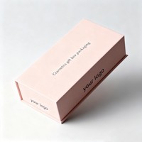Emballage cadeau cosmétique personnalisé avec doublure en soie tachetée, boîte à fermeture magnétique estampillée or, boîte cadeau parfum haut de gamme embossée UV