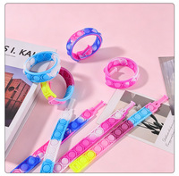 Bracelet sensoriel anti-stress en plastique coloré à bulles à presser pour garçons, filles, adolescents et adultes