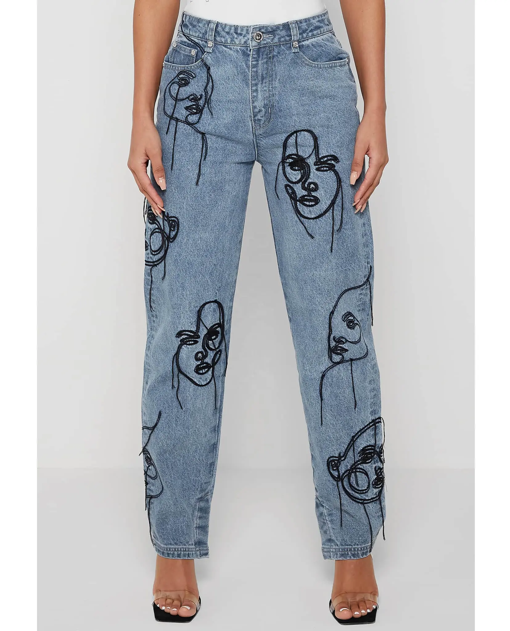Kunden spezifische hellblaue Damen jeans Line Art Stickerei Damen hose Trendy OEM Damen Jeans