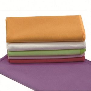 Le fabricant fournit des chiffons de nettoyage automobile très populaires en verre et en microfibre à séchage rapide. - Product Image 4