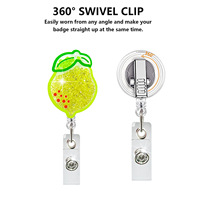 Porte-badge rétractable en acrylique avec clip ceinture, motif fruits mignons (fraise, avocat) et bouton de tirage facile