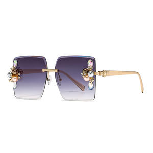 Lunettes de soleil sans monture Z2000 pour femmes, en métal noir, UV400, ornées de strass et de perles, verres carrés, type 3, pare-soleil - Product Image 2