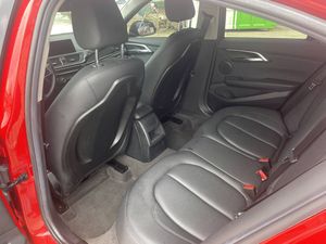 BMW Serie 1 2019 2020 2021, Paquete M <span class=keywords><strong>Sport</strong></span>, <span class=keywords><strong>Autos</strong></span> <span class=keywords><strong>Usados</strong></span> para Adultos, Sedán con Volante a la Izquierda, Gasolina - Product Image 5