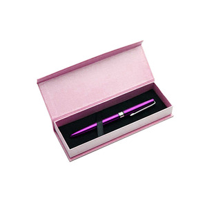 Boîtes de luxe noires à fermeture magnétique avec impression intérieure personnalisée, boîtes cadeaux rigides avec inserts en mousse pour bouteilles haut de gamme - Product Image 5