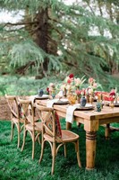Chaise de banquet de mariage en bois et cuir portable et démontable bon marché pour l'extérieur, le jardin, l'hôtel, les événements, la terrasse
