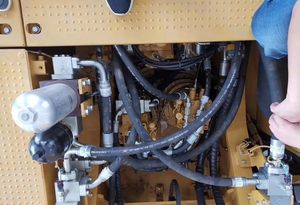 รถขุดไฮดรอลิก CAT349 มือสอง แรงขุดทรงพลัง มั่นคง ปลอดภัย บำรุงรักษาง่าย มาตรฐาน CE EPA สำหรับงานวิศวกรรมก่อสร้าง - Product Image 4