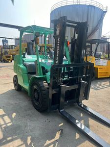 Mitsubishi 3.5tons Diesel Engine Forklift Used FD35 Japanese Triple Mast 4.5M Lifting Height Offroad Green <b>Material</b> <b>Handling</b> - Product Image 2