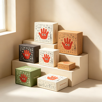 Boîte à jouets artisanale pour enfants, imprimée numériquement, esthétique, personnalisée, portable, rigide, production en 72h, recyclable, en carton blanc