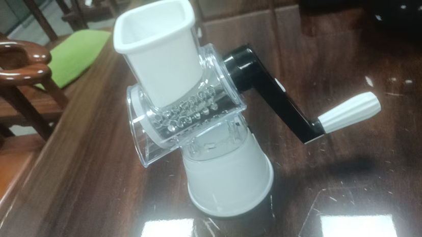 [สีขาว] + ใบมีด3ใบ