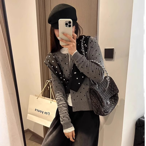 Cardigan in <span class=keywords><strong>maglia</strong></span> oversize nero personalizzato con stampa a <span class=keywords><strong>pois</strong></span>, abbottonatura frontale, maniche lunghe, anti-pilling e anti-piega - Product Image 2
