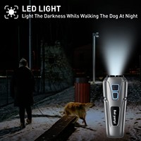 Répulsif Ultrasonique Haute Puissance pour Chiens d'Extérieur avec Lumière LED en ABS ; Outil Anti-Aboiement pour Chasser les Chiens, Arrêter les Aboiements, Convient aux Chats et aux Oiseaux