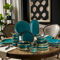 Ensembles de vaisselle en céramique de luxe Gold Edge Creative Household Plant Bowl Plant Plate Vaisselle Stockée Caractéristiques-Commande minimum 2 Sets