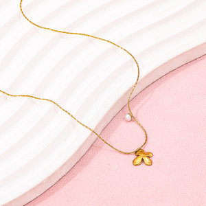 เครื่องประดับแฟชั่น JOOlim <span class=keywords><strong>สร้อย</strong></span>คอจี้ไข่มุกรูป<span class=keywords><strong>ดอก</strong></span><span class=keywords><strong>โคล</strong></span><span class=keywords><strong>เวอร์</strong></span>ชุบทอง18K สำหรับผู้หญิง - Product Image 3