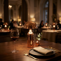 Lampe de table LED sans fil de luxe 2026, rechargeable, portable, à commande tactile, intensité variable en continu, design minimaliste, en forme de champignon, pour restaurant