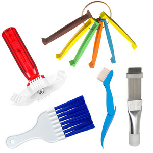 2 Pieces Different Fin Comb Condenser Fin Straightener Air Condition FCR6 Fin Comb And Stainless Steel Fin Comb Radiator Repair Tool Set For Straighten Evaporator Condenser Coils