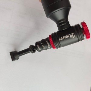 Pompe à <span class=keywords><strong>CO2</strong></span> <span class=keywords><strong>pour</strong></span> vélo avec interrupteur rotatif, valve française/américaine, rétention d'air suprême et haute efficacité <span class=keywords><strong>pour</strong></span> le gonflage - Product Image 6