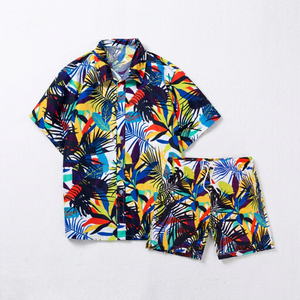 Ropa de Playa Elegante para Hombre Adulto, Ajuste Cómodo, Secado Rápido, Protección UV, Tela 100% Poliéster, Perfecta para Nadar y Actividades al Aire Libre - Product Image 1