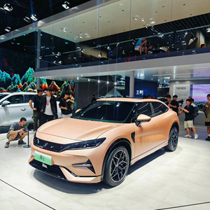 Kaufen Sie 2024 Fabrik preis Byd Kleine Elektroautos Byd Song l 662km Langstrecken automobil Lhd Gebrauchte Elektroautos für Erwachsene - Product Image 1