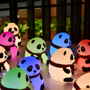 Veilleuse Panda RVB Colorée Changeante en Silicone pour Chambre d'Enfant, Lampe de Chevet Rechargeable Mignonne pour Crèche - Product Image 4