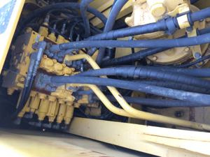 Komatsu เครื่องขุด PC220ไฮดรอลิกตีนตะขาบรถขุดดิน Komatsu PC220-7 PC210 PC220 - Product Image 6