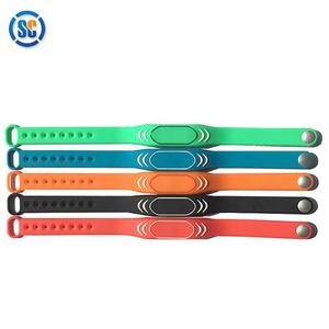 Водонепроницаемый смарт-браслет RFID NFC TK4100 125 кГц из силикона для замков в спортзалах - Product Image 1