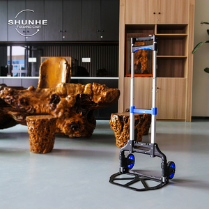 Chariot de jardin pliable ShunHe de haute qualité à <span class=keywords><strong>2</strong></span> <span class=keywords><strong>roues</strong></span> en aluminium et maille PP, capacité 68 kg, <span class=keywords><strong>pour</strong></span> le transport et le stockage, OEM disponible, garantie 1 an - Product Image 4