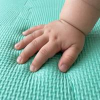 Dalles de sol emboîtables en EVA à texture croisée, antidérapantes et imperméables, pour la maison et la salle de sport, taille personnalisée, vente en gros usine