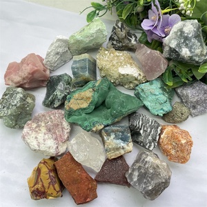 Materiali misti campione di cristallo curativo naturale <span class=keywords><strong>minerale</strong></span> di calcedonio blu grezzo per la decorazione - Product Image 2