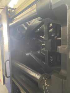 Machine de moulage par injection hydraulique horizontale HAITIAN MA8000, best-seller, poids d'injection 3359g, vitesse d'injection 671g/s, plage d'injection 0-2000 - Product Image 3