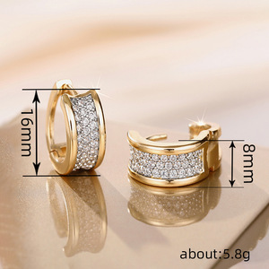 Pendientes simples con diseño de aro geométrico unisex, accesorios para las orejas de uso diario - Product Image 4