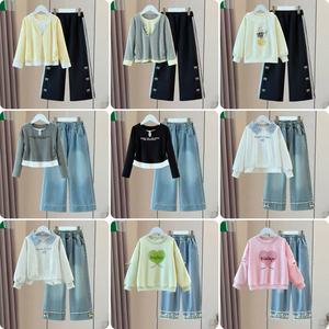 Completo Casual da Ragazza, Maglione Elegante a Righe Lavorato a Maglia, Pantaloni a Gamba Larga, Set Due Pezzi Ampio Autunno 2025 - Product Image 5