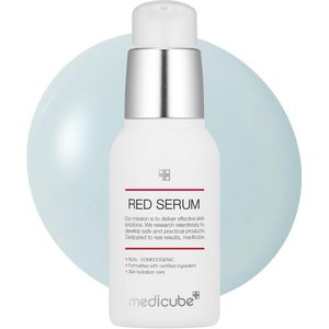 Medicube Sérum apaisant rouge pour les peaux sujettes aux imperfections, qui calme les rougeurs dues à la sécheresse tout en affinant la texture inégale - Product Image 3