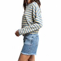 Großhandel Maßgeschneiderte Polyester-Mischung Gestreifter 7GG Strick-Cardigan mit Knopfleiste Rundhals Langarm-Pullover Lässige Preppy-Strickware