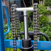 Gerbeur manuel hydraulique compact et robuste YONGCHI SD pour entrepôts à allées étroites