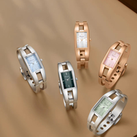 Montre de mode de haute qualité pour femme montre à quartz étanche pour femmes