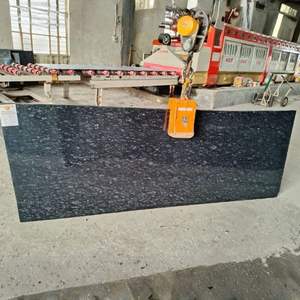 Dalle de granit noir cristallin haute brillance pour la décoration murale de cuisines et salles de bain de villas et hôpitaux, export en gros - Product Image 3