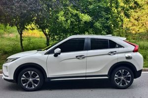 Voitures d'occasion <span class=keywords><strong>Mitsubishi</strong></span> Yige 2018 1.5T Version <span class=keywords><strong>hybride</strong></span> Automatique Transmission intégrale Version autonome Véhicules d'occasion haut de gamme - Product Image 5