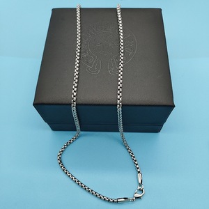 도매 CH S925 마크 앵커 레터 크로스 플라워 남성용 목걸이 유럽 및 미국 빈티지 스타일 - Product Image 4