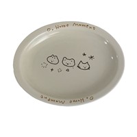 Assiette à salade à l'esthétique Instagram, motif chat étoilé crème, style coréen, illustration dessinée à la main, thème animalier, design élégant