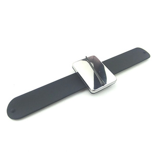 Pulsera magnética para sujetar pinzas para el cabello, plástico multifuncional para peluquerías, uso diario - Product Image 3