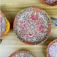 Ensemble d'assiettes à motifs de fleurs, vente en gros pas cher, design fantaisiste imprimé d'assiettes de restaurant en céramique vaisselle en vente