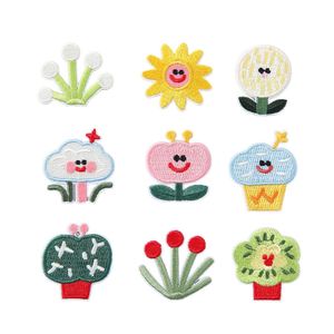 Mini Patch Brodé Thermocollant DIY 1-5cm avec Motif Fleur et Feuille de Dessin Animé, Petite Abeille – Écologique pour Vêtements, Sacs, Porte-clés - Product Image 6